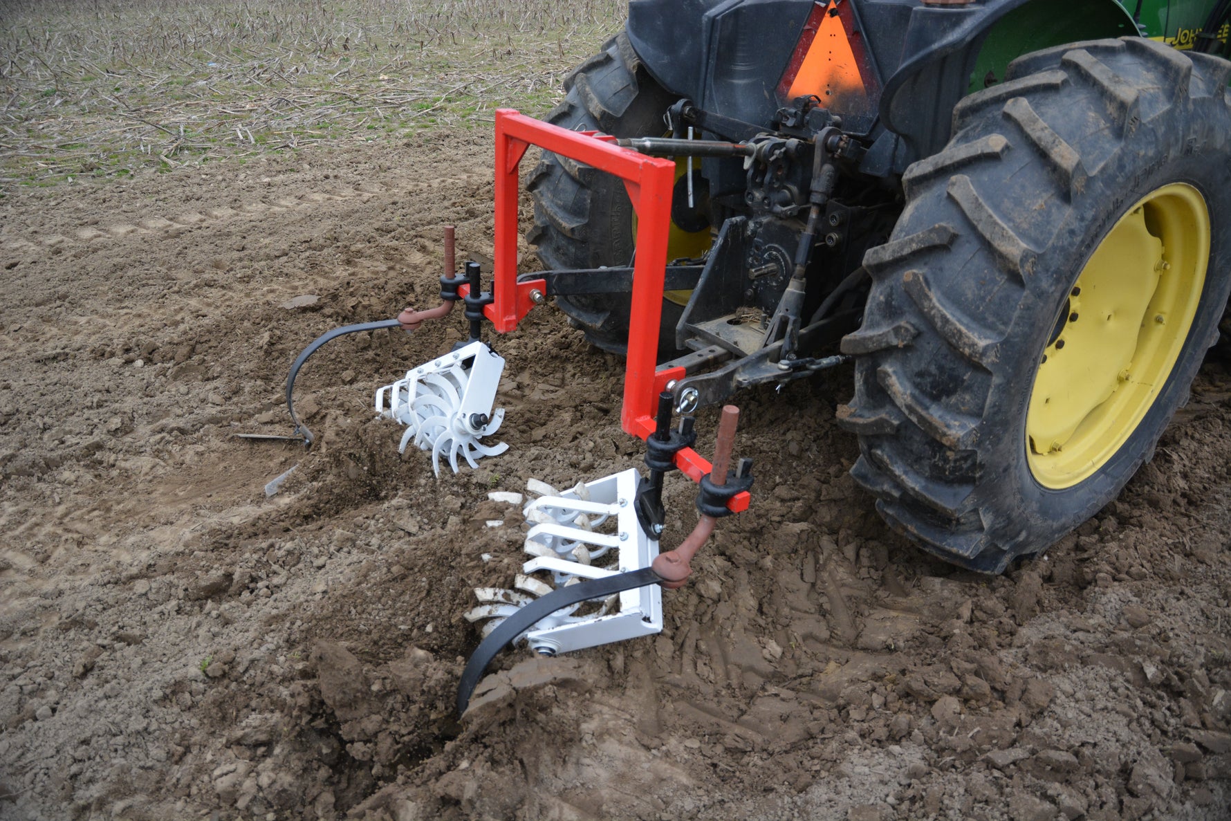 4 GANG ROLLING CULTIVATOR RH