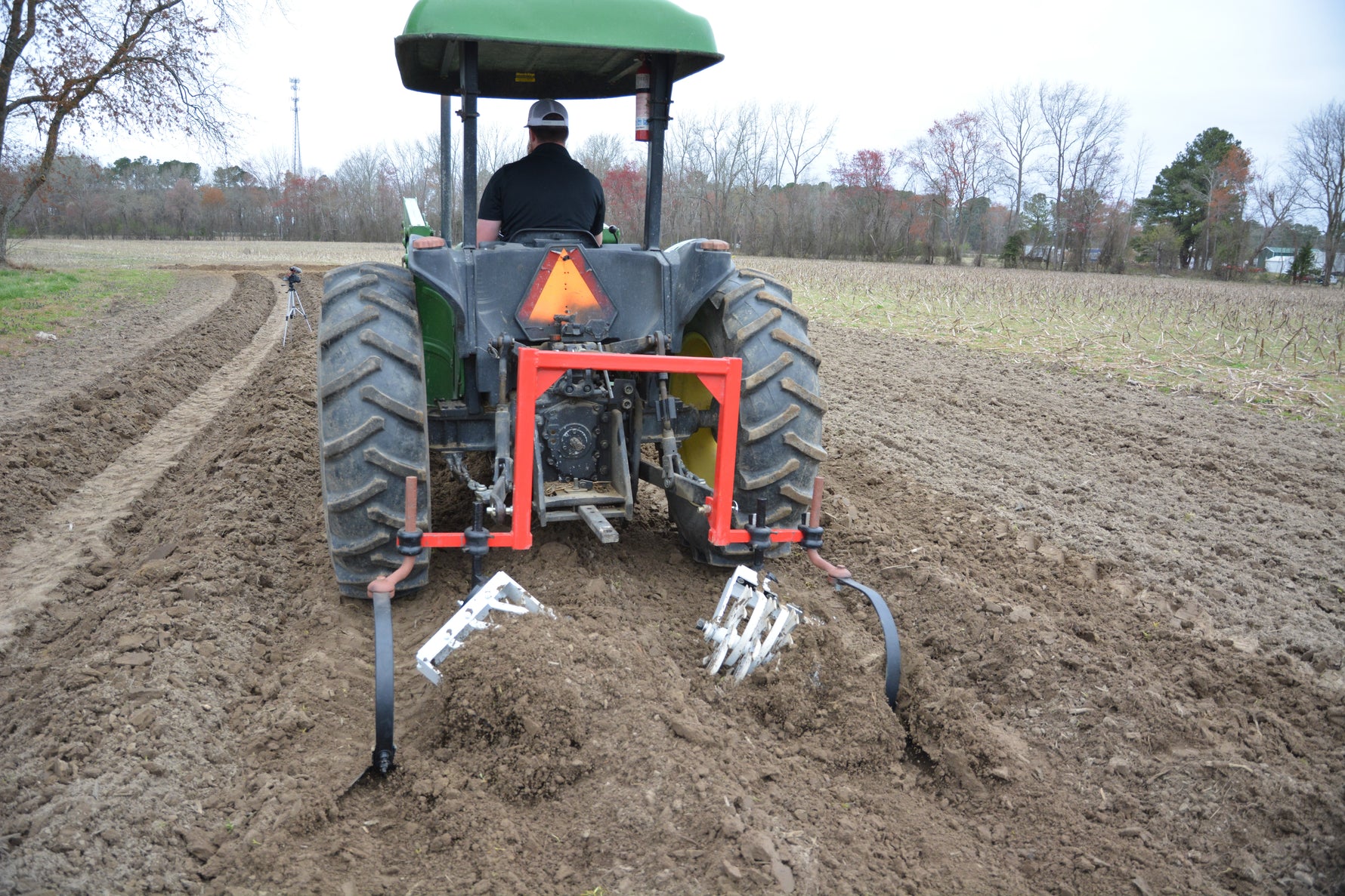 4 GANG ROLLING CULTIVATOR RH