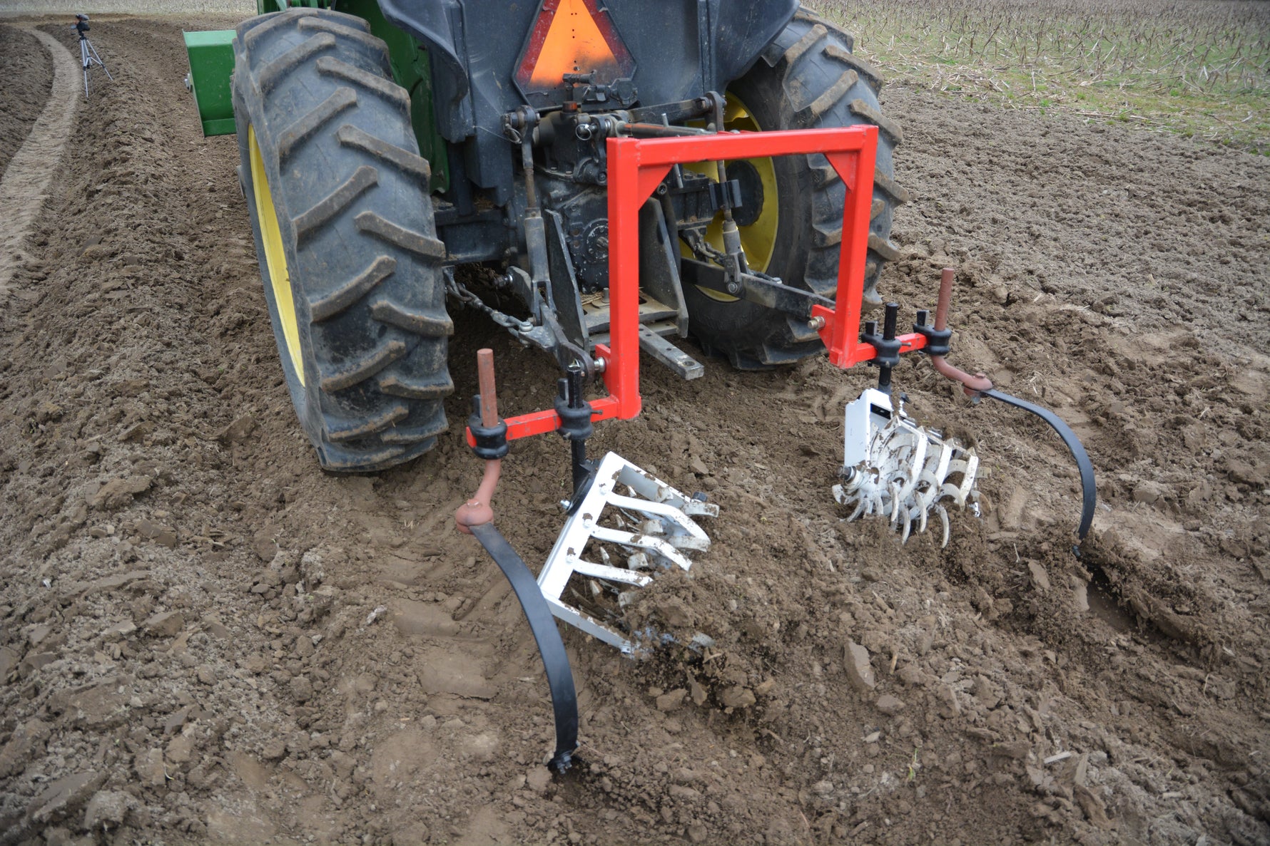 4 GANG ROLLING CULTIVATOR RH