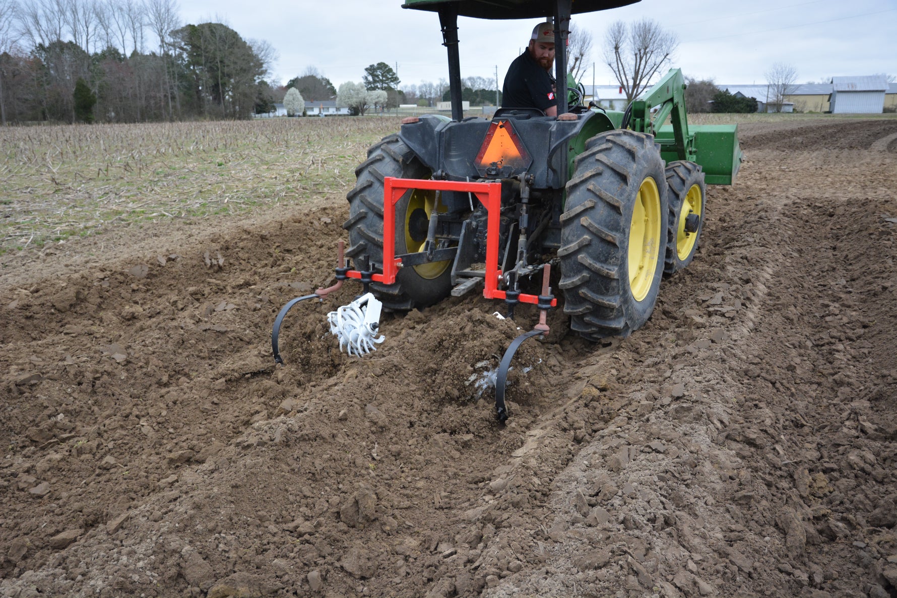 4 GANG ROLLING CULTIVATOR RH