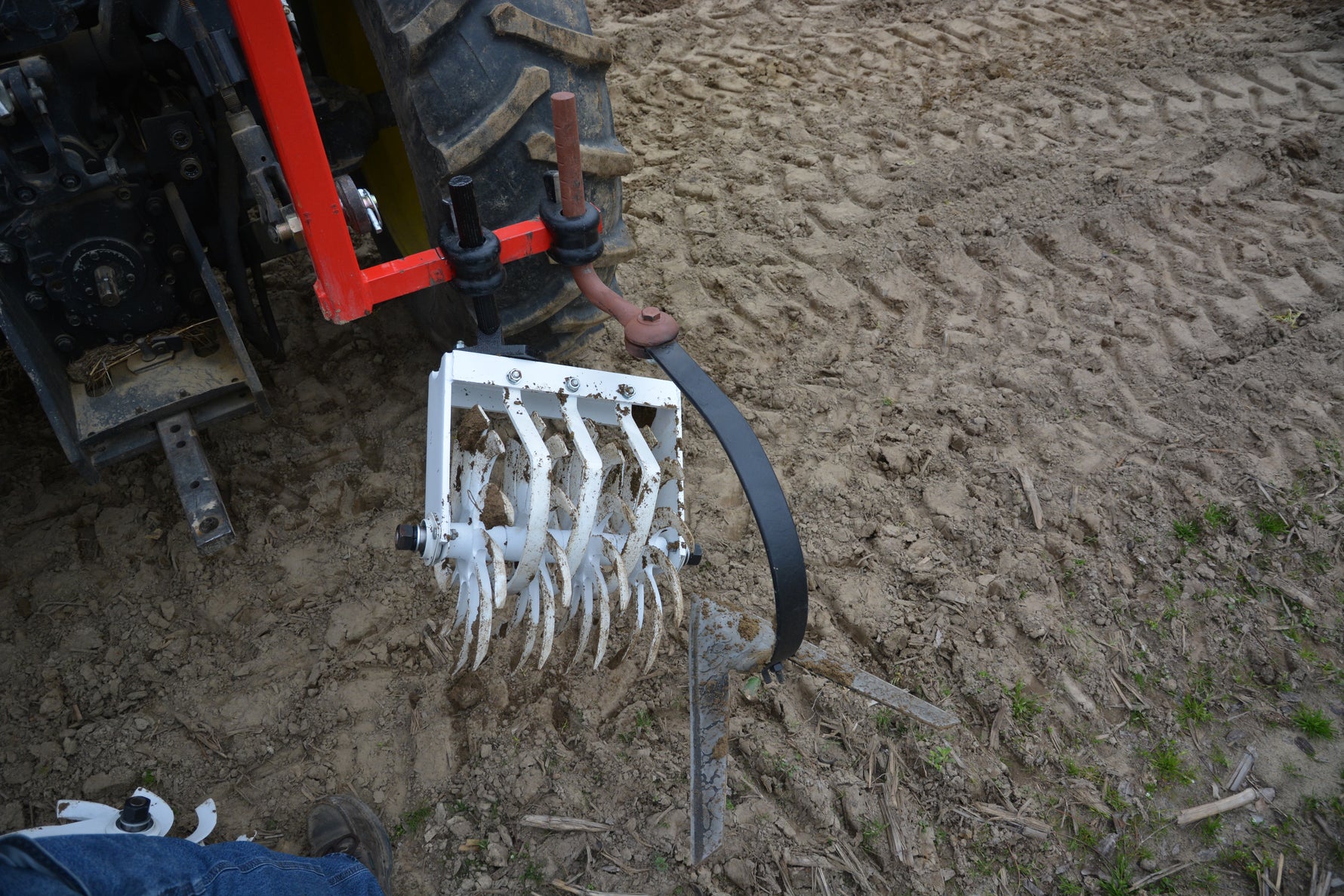4 GANG ROLLING CULTIVATOR LH