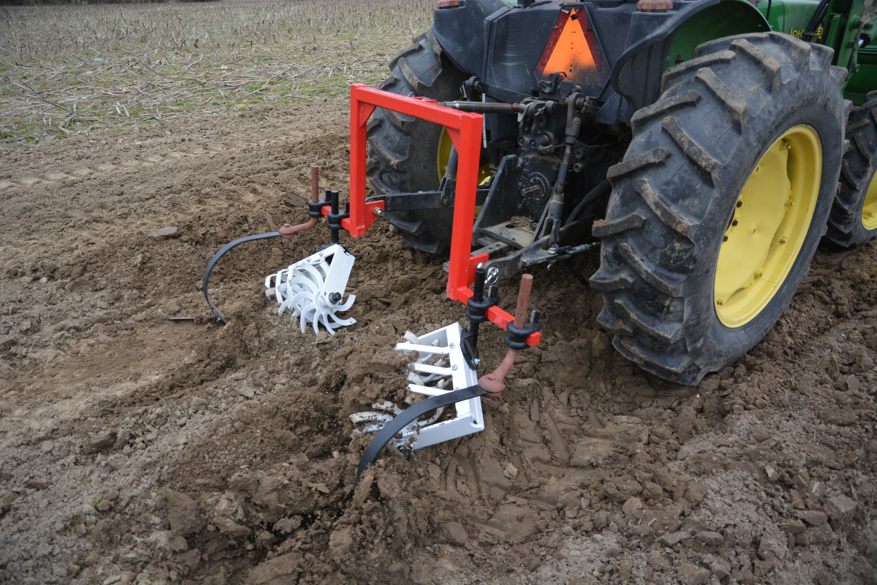 4 GANG ROLLING CULTIVATOR RH