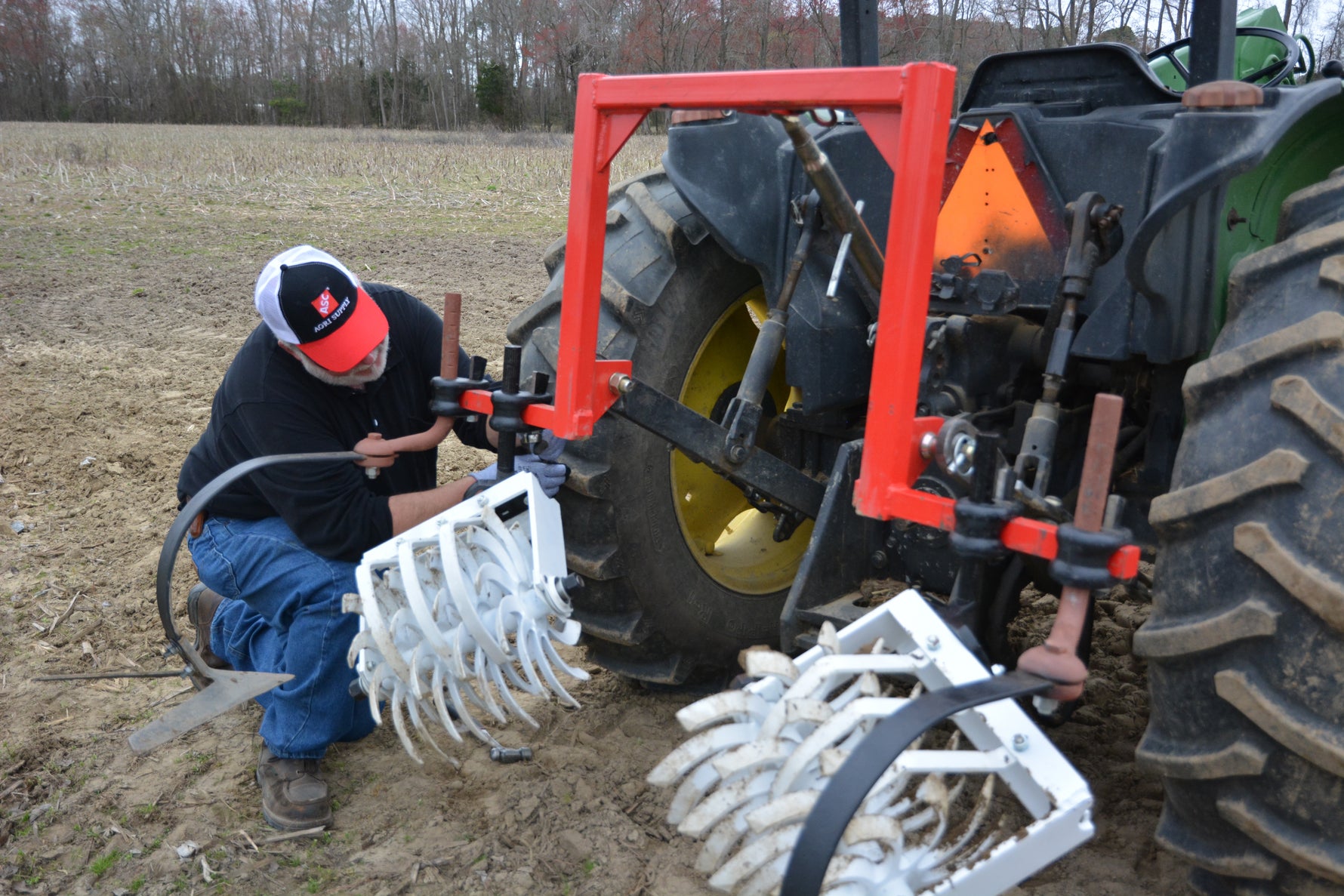 4 GANG ROLLING CULTIVATOR RH