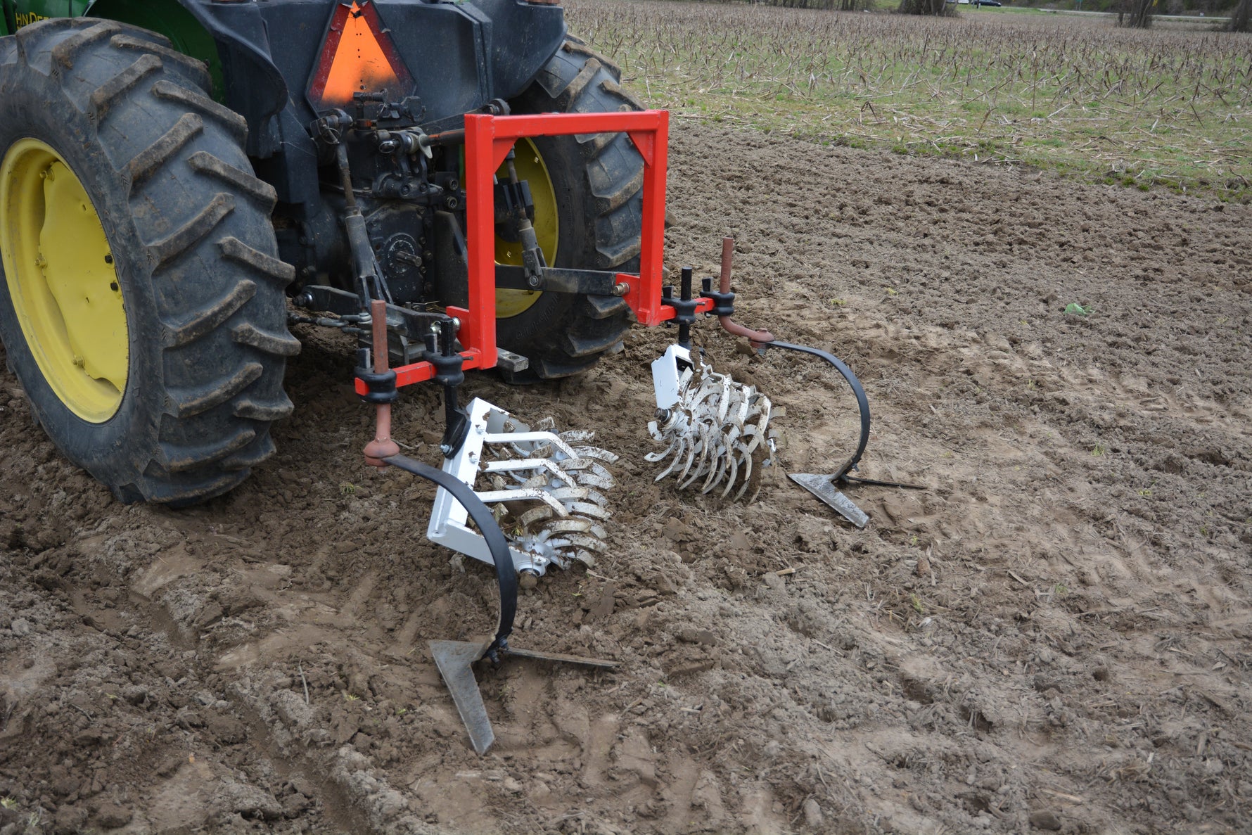 4 GANG ROLLING CULTIVATOR RH