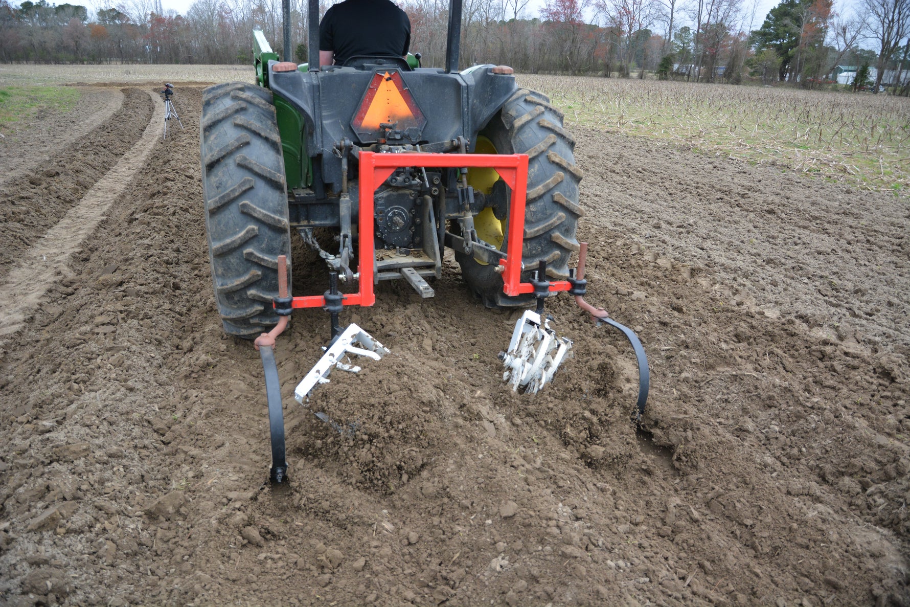 4 GANG ROLLING CULTIVATOR RH