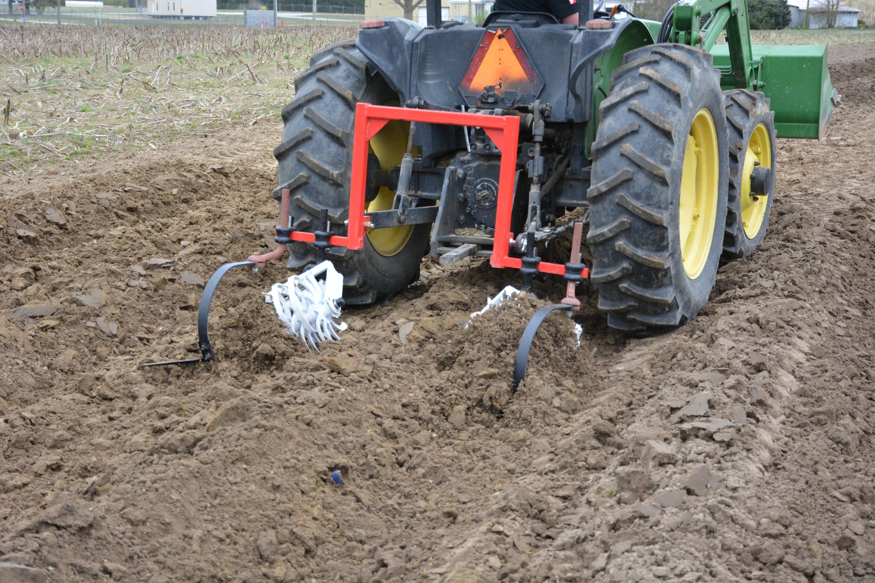 4 GANG ROLLING CULTIVATOR RH