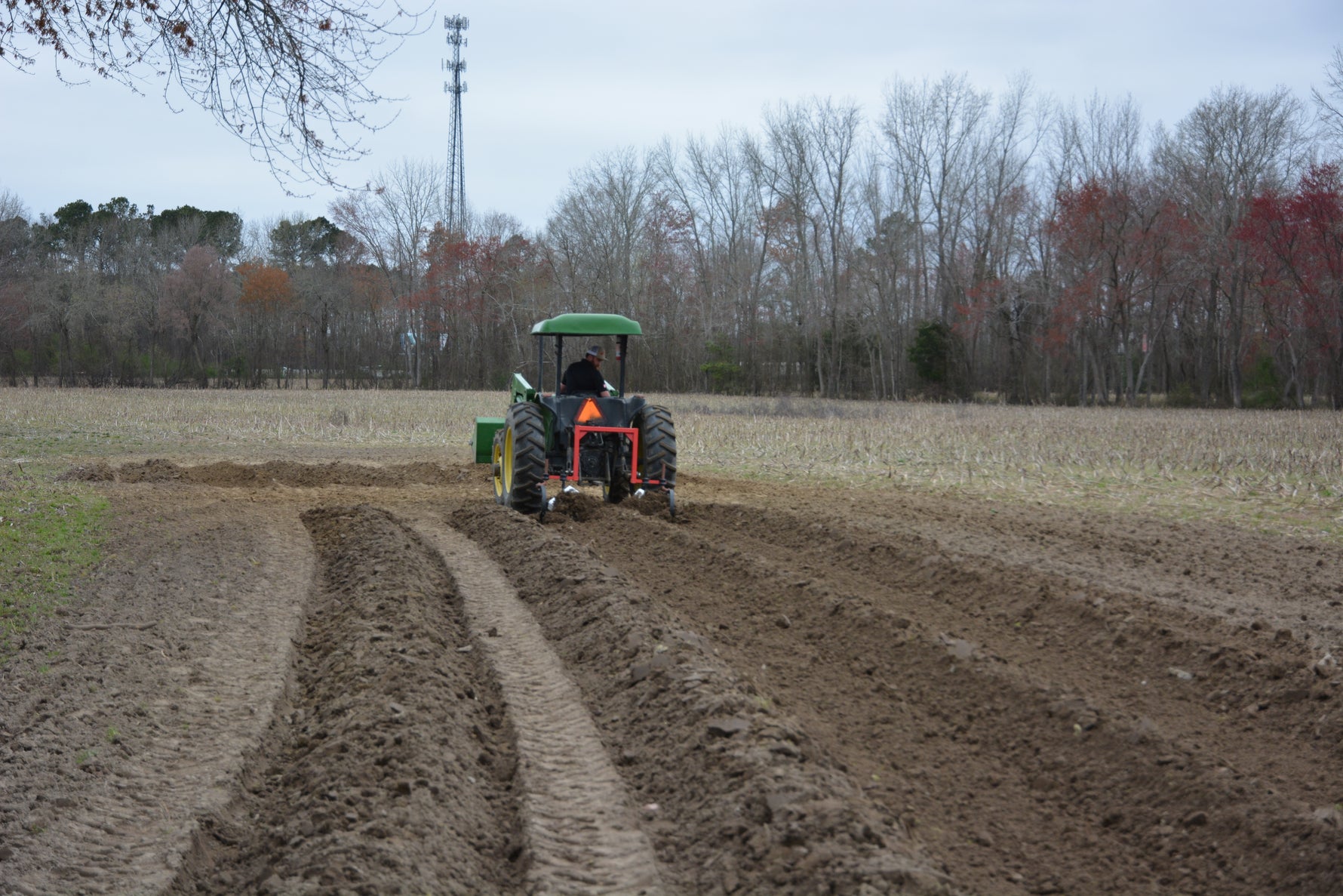 4 GANG ROLLING CULTIVATOR LH