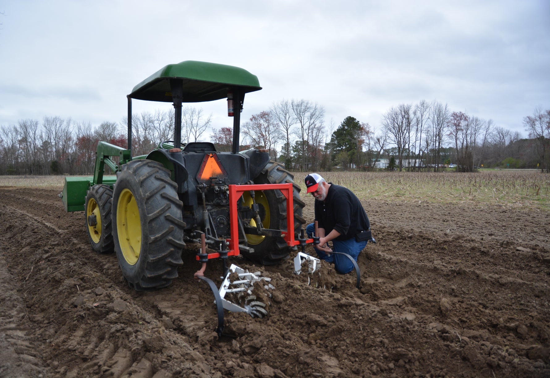 4 GANG ROLLING CULTIVATOR RH