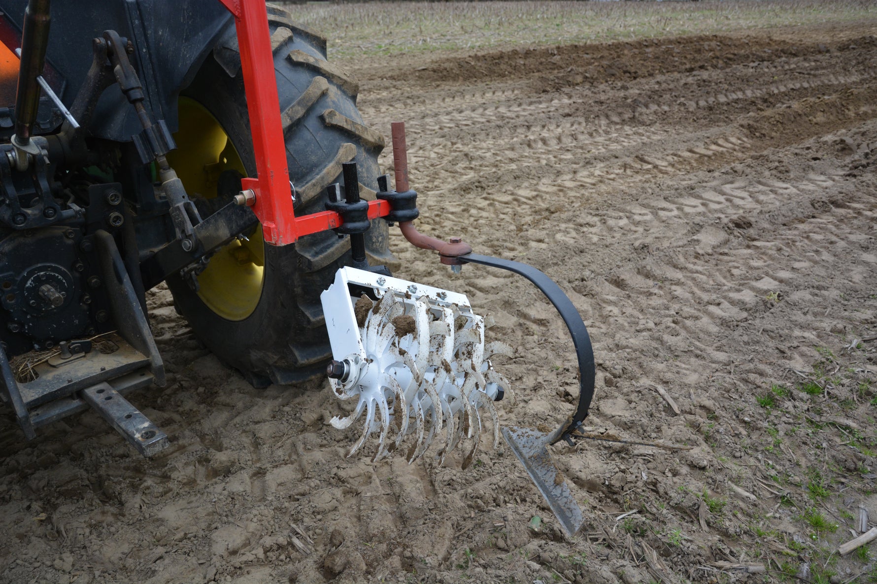 4 GANG ROLLING CULTIVATOR LH