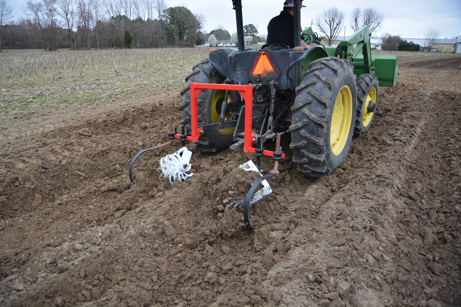 4 GANG ROLLING CULTIVATOR RH