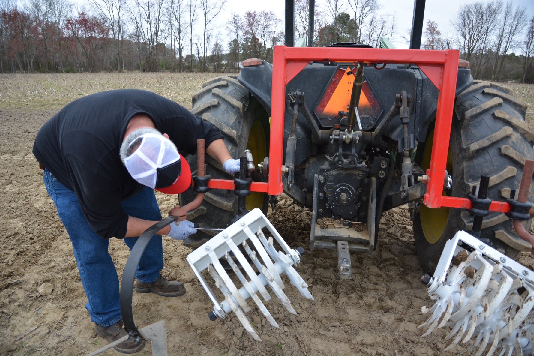 4 GANG ROLLING CULTIVATOR RH