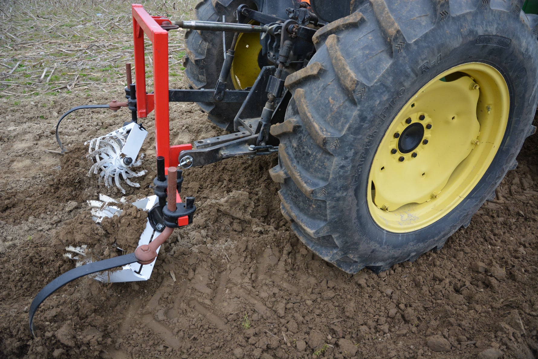 4 GANG ROLLING CULTIVATOR RH