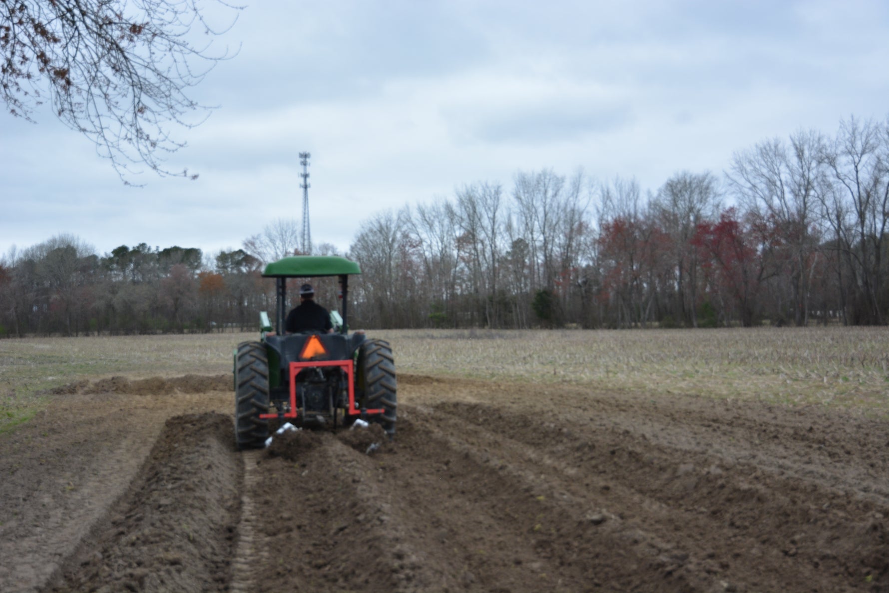 4 GANG ROLLING CULTIVATOR RH