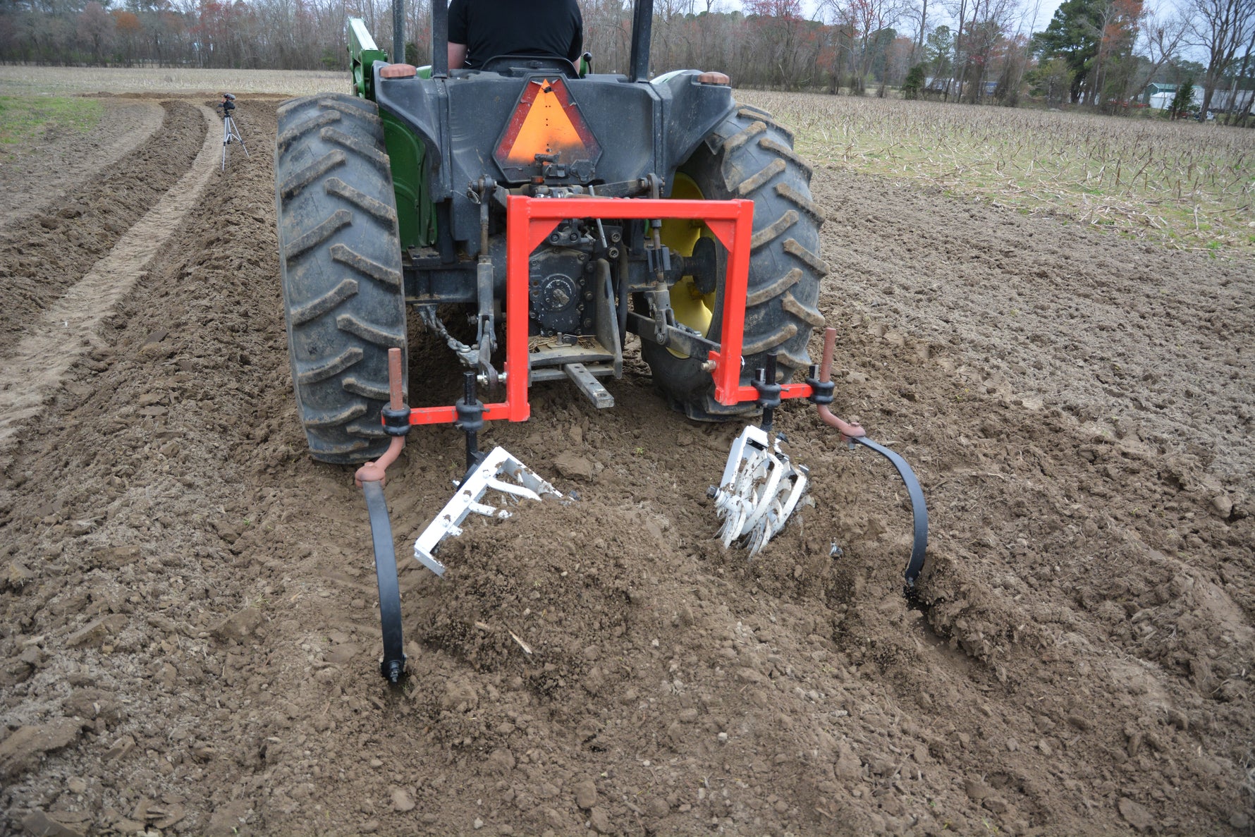 4 GANG ROLLING CULTIVATOR RH