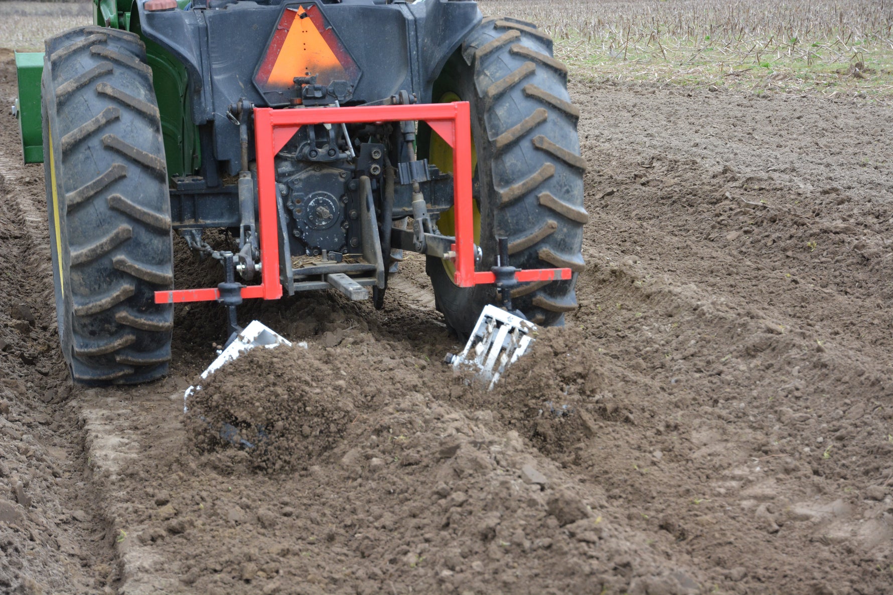 4 GANG ROLLING CULTIVATOR RH